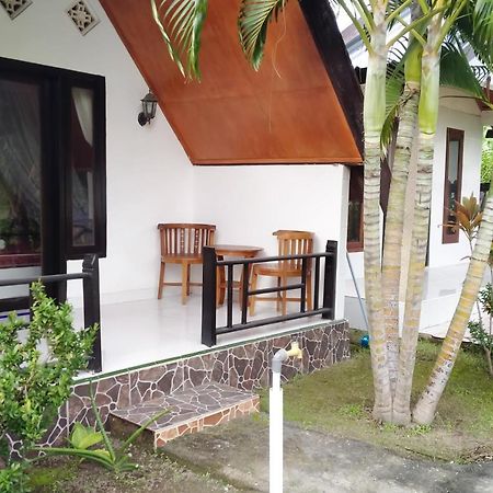 Coconut Gili Meno Hotel Luaran gambar